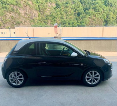 Opel Adam 1.2 70 CV Jam (4)