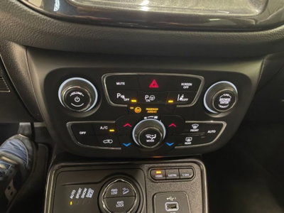 Jeep Compass 1.3 T4 190CV PHEV AT6 4xe Limited (19)