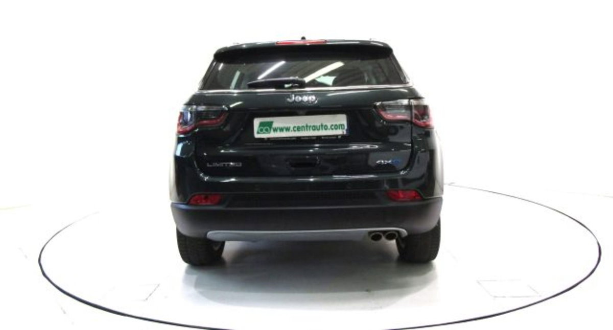 Jeep Compass 1.3 T4 190CV PHEV AT6 4xe Limited (4)