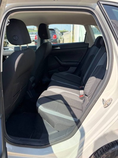 Volkswagen Polo 1.0 tsi Style 95cv (12)