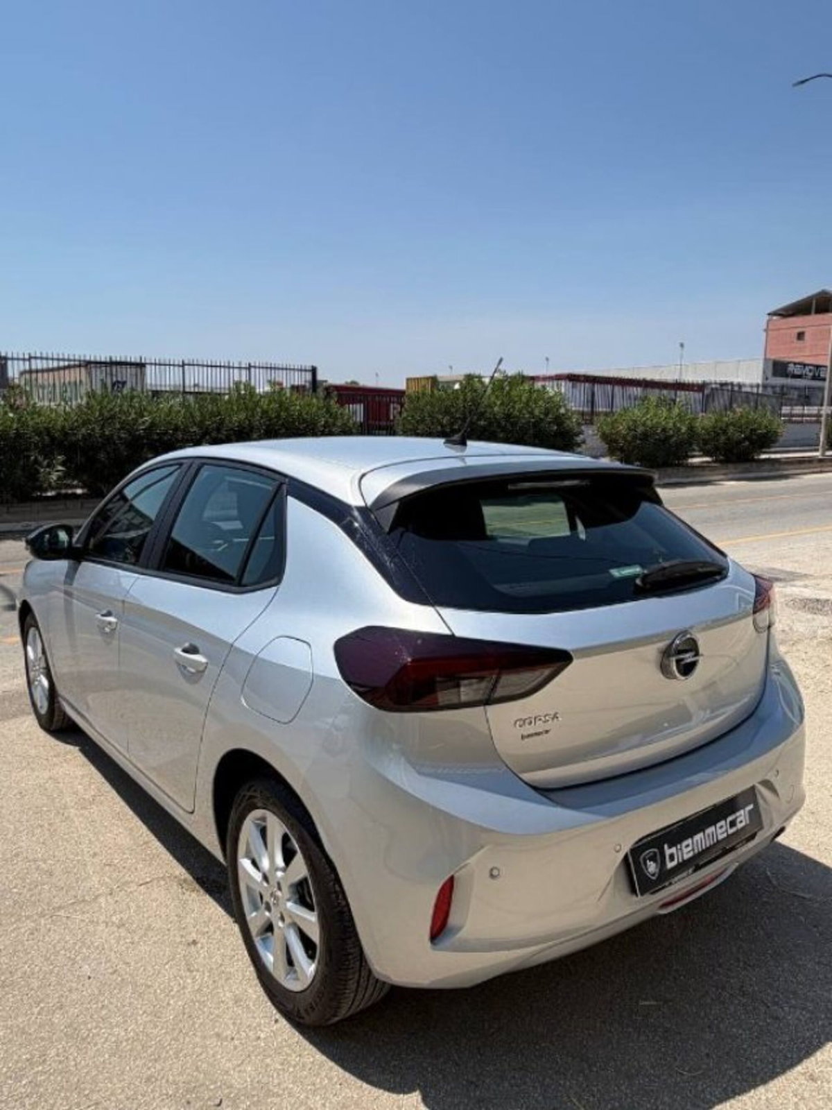 Opel Corsa 1.5 D 100 CV Edition (4)