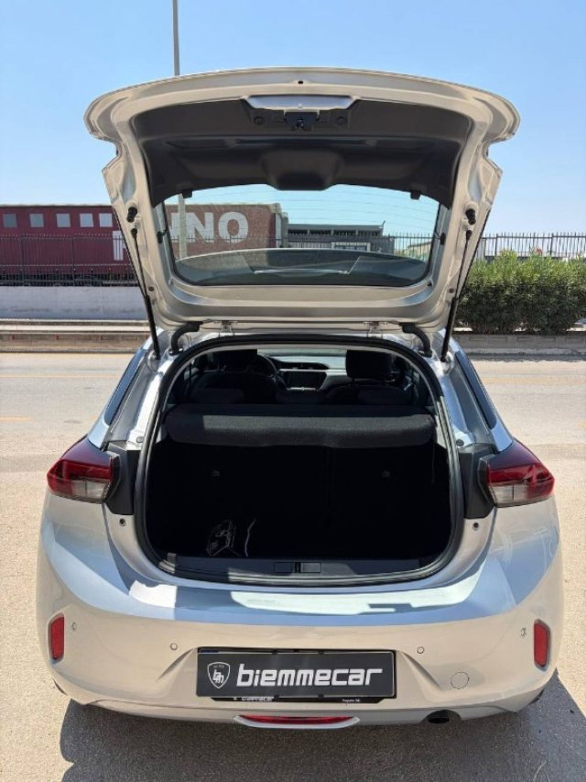 Opel Corsa 1.5 D 100 CV Edition (7)