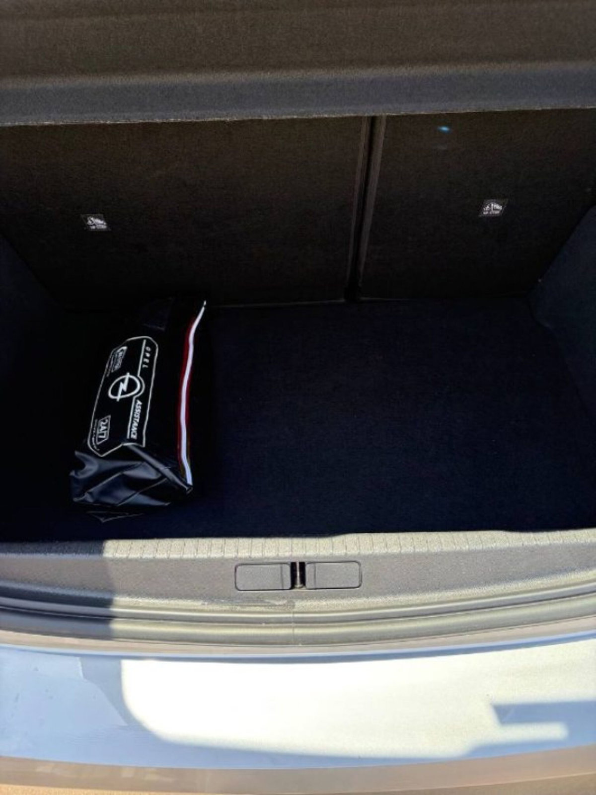 Opel Corsa 1.5 D 100 CV Edition (8)