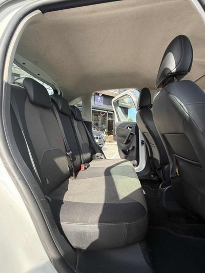 Citroen C3 1.0 VTi 68 Exclusive (14)