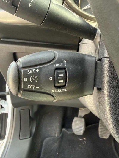 Citroen C3 1.0 VTi 68 Exclusive (16)