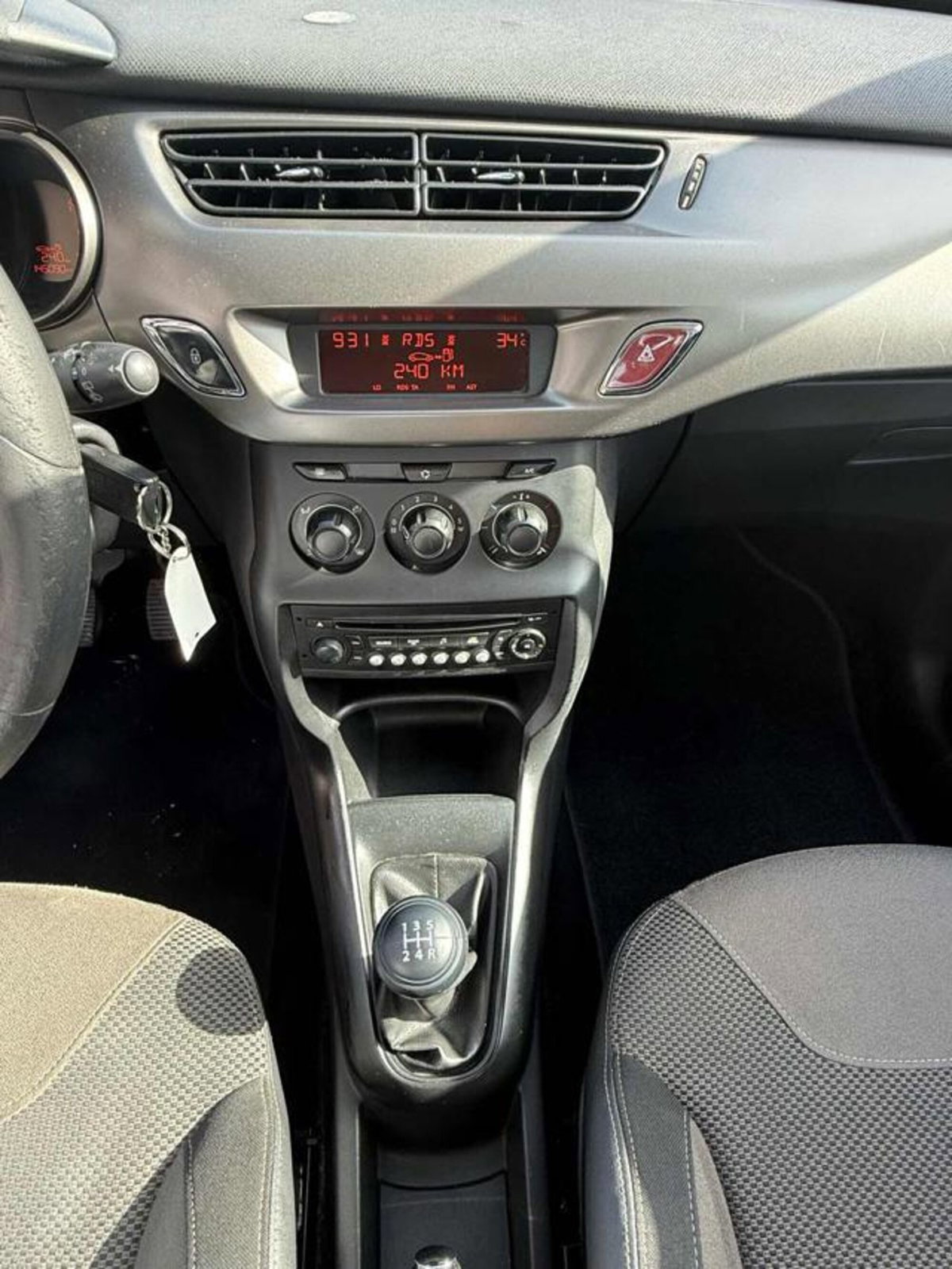 Citroen C3 1.0 VTi 68 Exclusive (18)