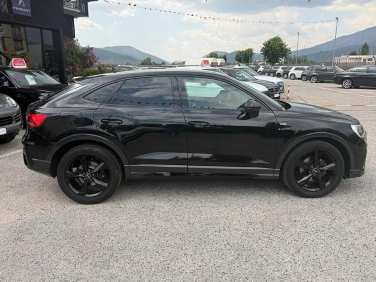 Audi Q3 Sportback 35 TDI quattro S tronic S line edition (10)