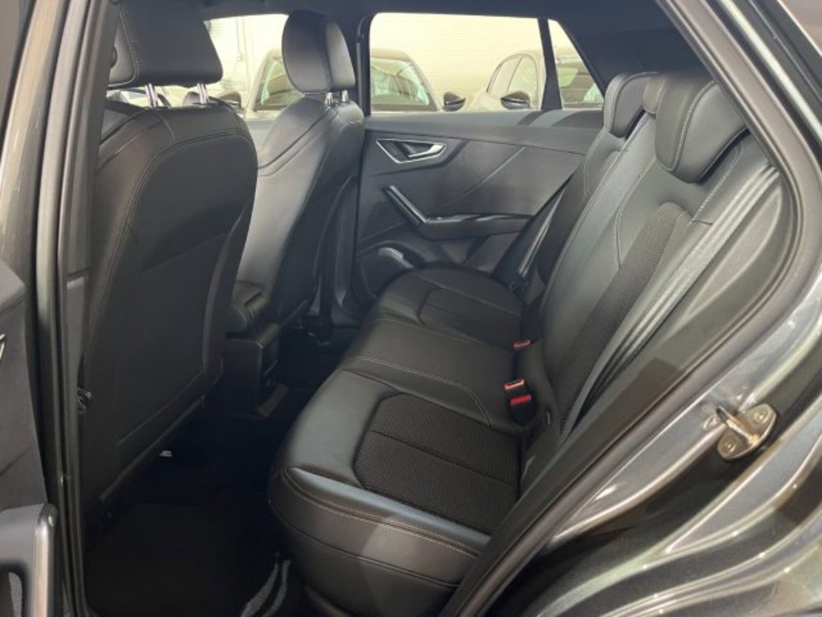 Audi Q2 Q2 35 TDI S line Edition (17)