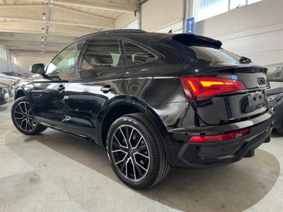 Audi Q5 Sportback 40 2.0 tdi mhev 12V Identity Black quattro s-tronic (5)
