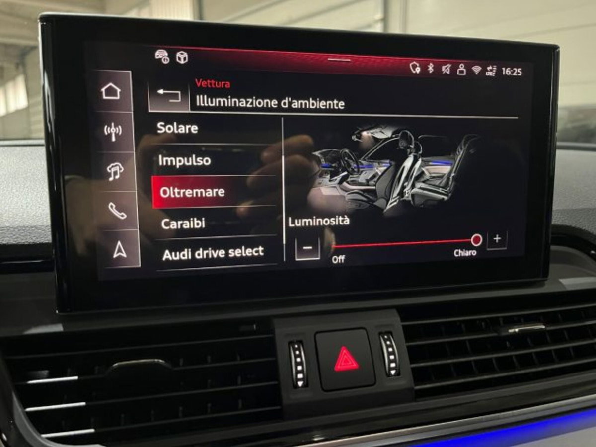 Audi Q5 Sportback 40 2.0 tdi mhev 12V Identity Black quattro s-tronic (14)