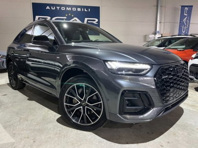 Audi Q5 Sportback 40 2.0 tdi mhev 12V Identity Black quattro s-tronic (2)