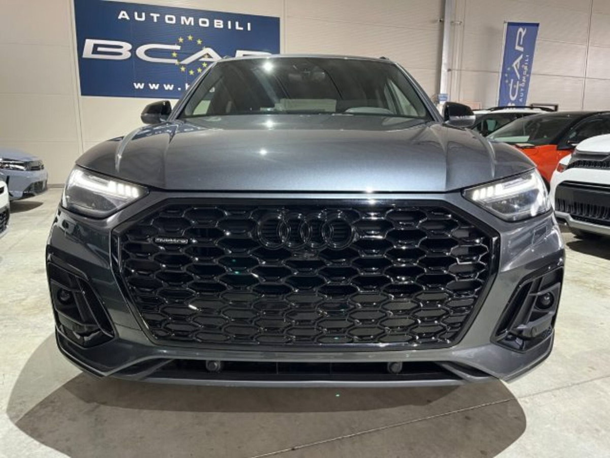 Audi Q5 Sportback 40 2.0 tdi mhev 12V Identity Black quattro s-tronic (3)