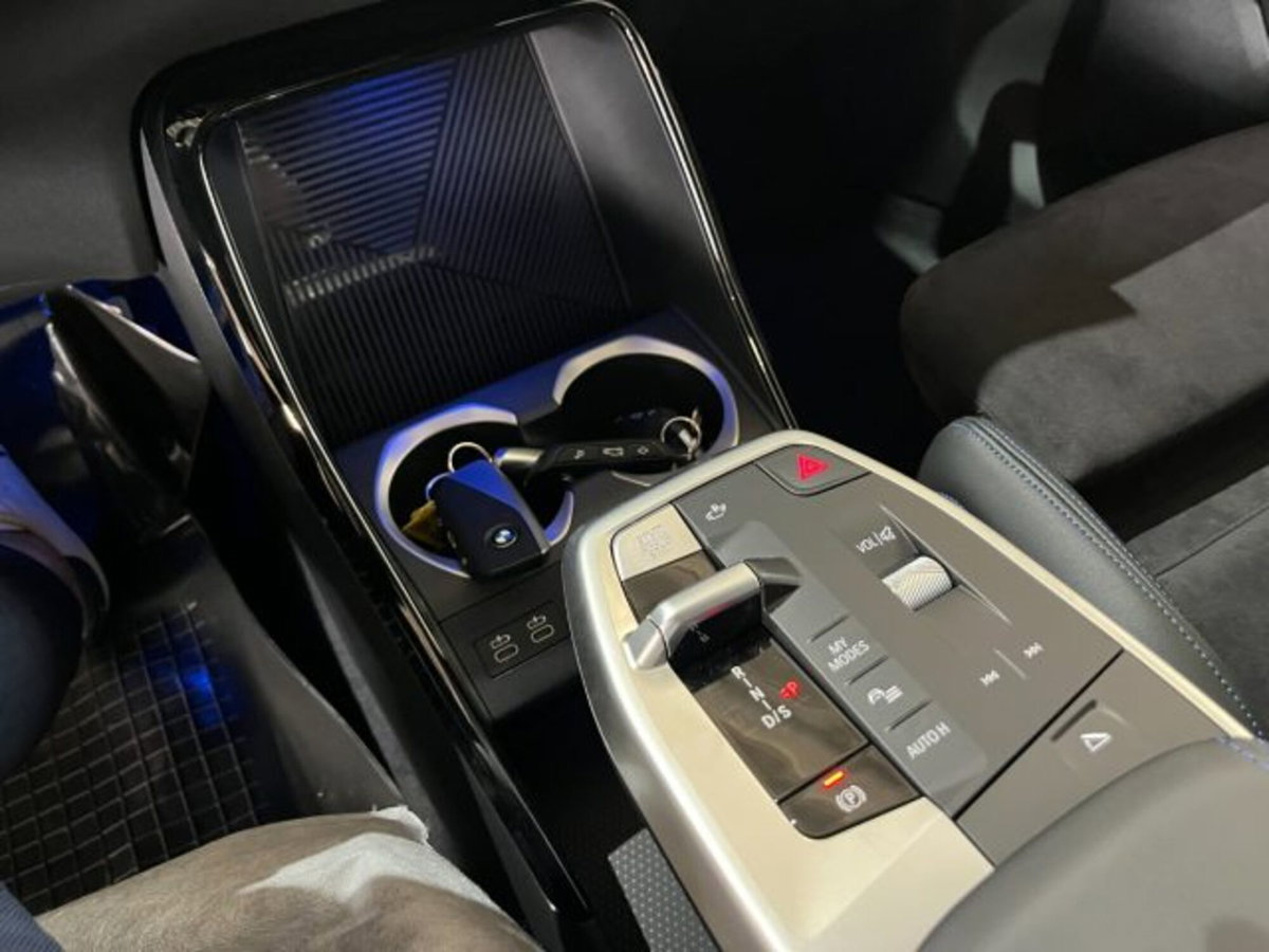 BMW X1 sDrive 18i Msport (13)