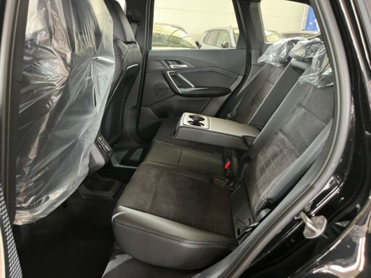 BMW X1 sDrive 18i Msport (8)
