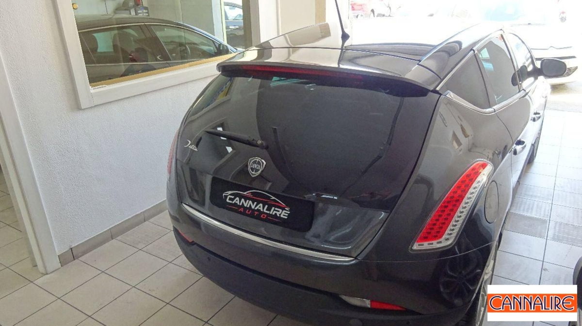 Lancia Delta 1.6 MJT DPF Silver (5)