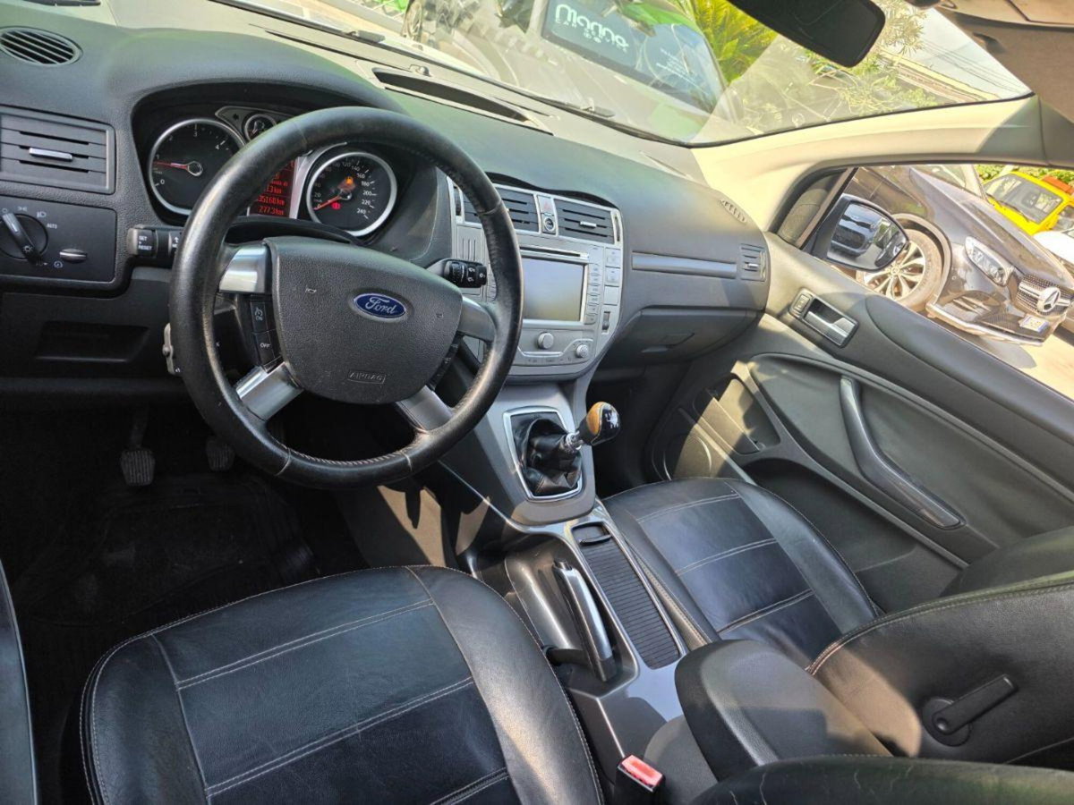 Ford Kuga 2.0 TDCi 163 CV 4WD DPF (9)