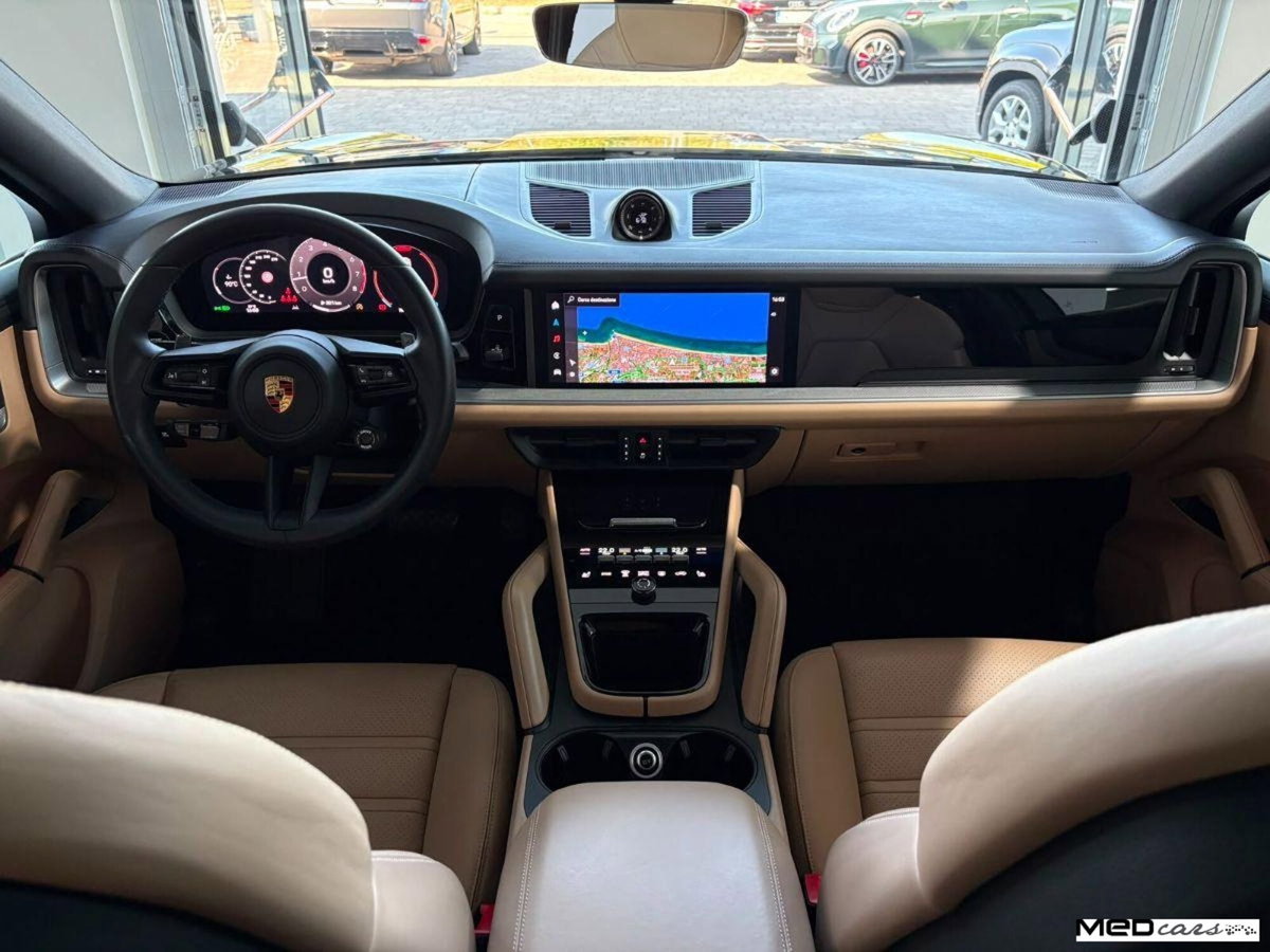 Porsche Cayenne Coupé 3.0 tiptronic (14)