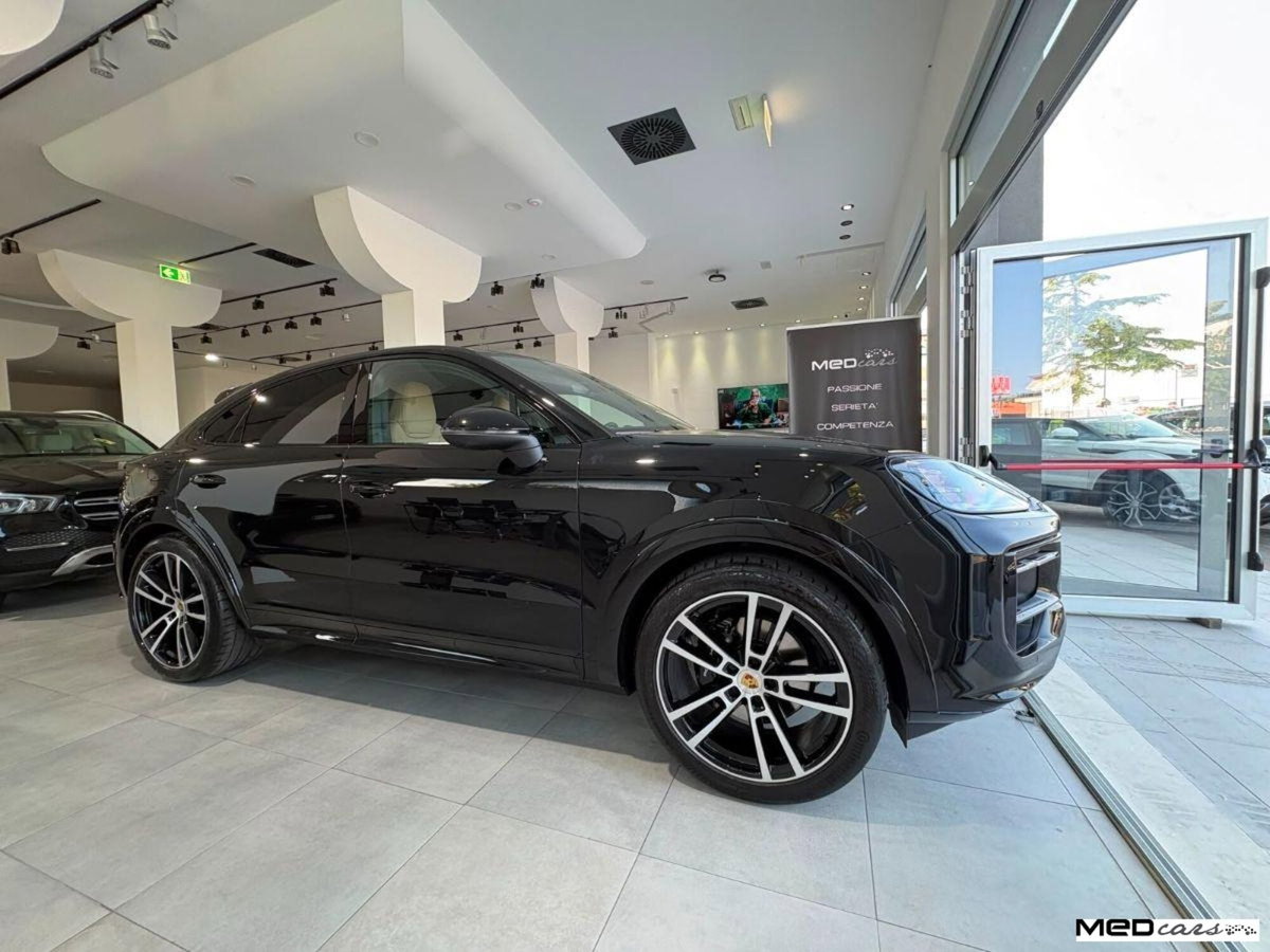 Porsche Cayenne Coupé 3.0 tiptronic (2)