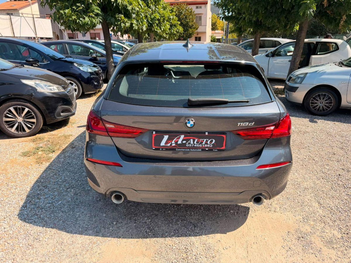 BMW Serie 1 118d 5p. Sport (6)
