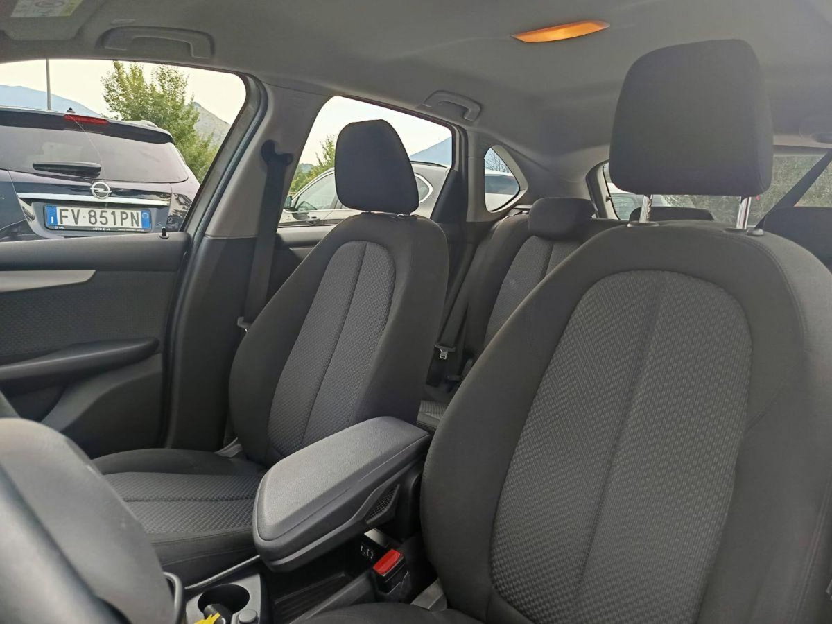 BMW Serie 2 Gran Tourer 214d  Luxury (12)