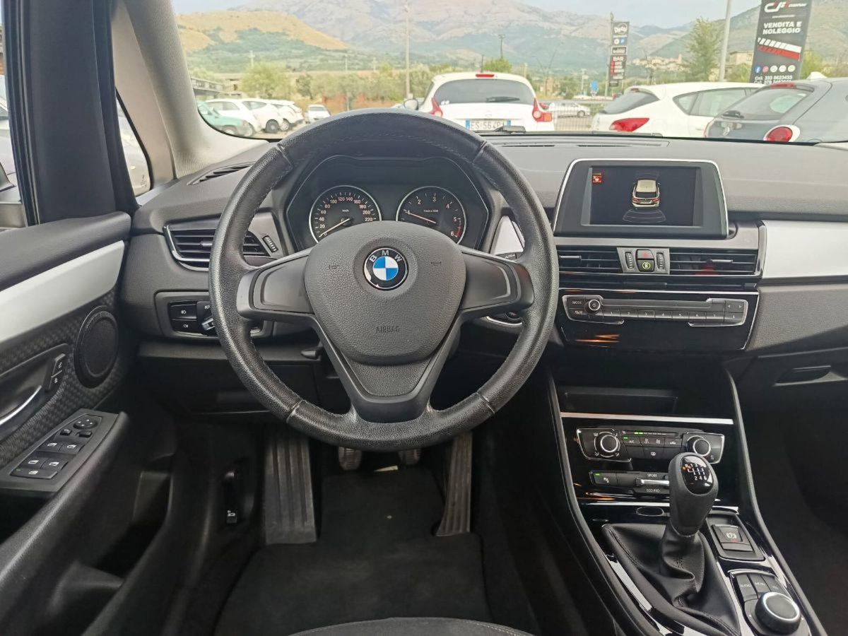 BMW Serie 2 Gran Tourer 214d  Luxury (16)
