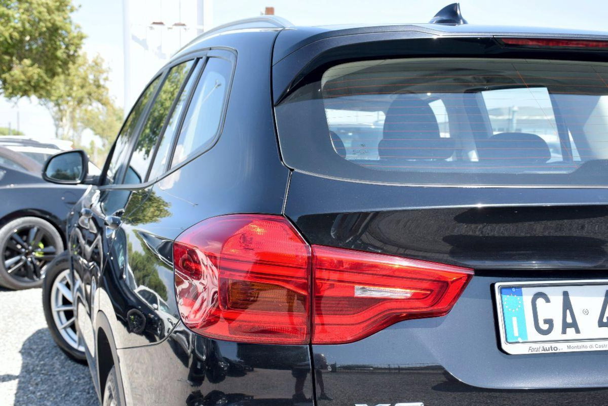 BMW X3 xDrive20d Business Advantage (17)