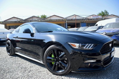 Ford Mustang Coupé Fastback 2.3 EcoBoost (11)