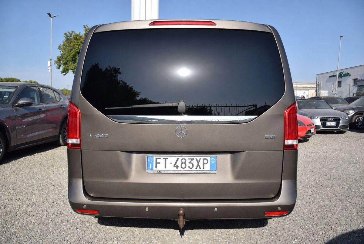 Mercedes-Benz Classe V 220 CDI Executive Long (19)