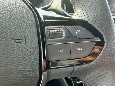 Peugeot 208 51 kWh GT (13)