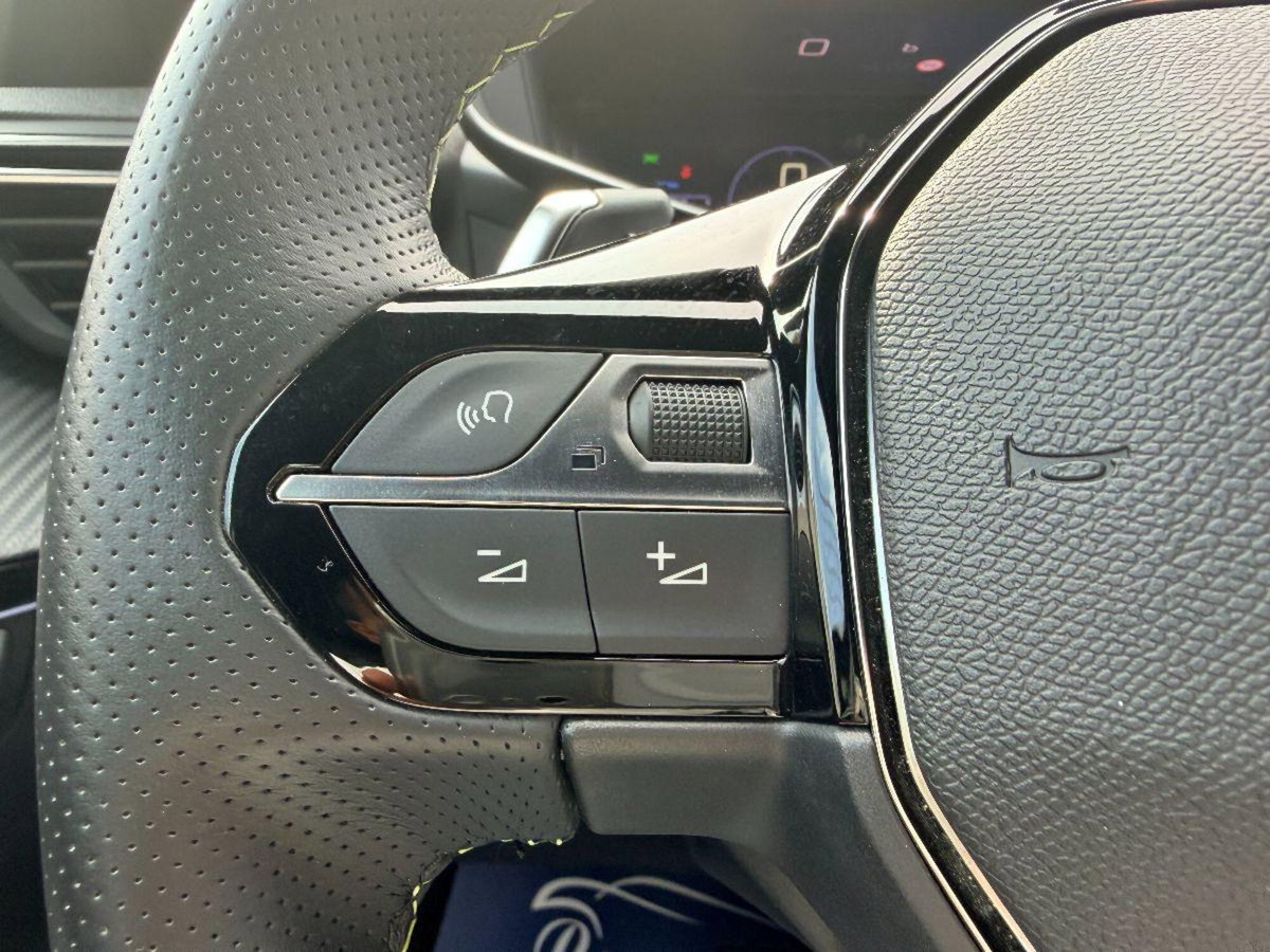 Peugeot 208 51 kWh GT (14)