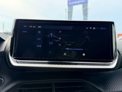 Peugeot 208 51 kWh GT (16)