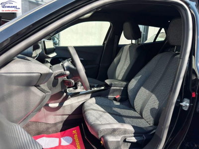 Peugeot 2008 PureTech 100 S&S Allure (15)