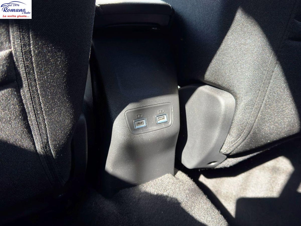 Peugeot 2008 PureTech 100 S&S Allure (17)
