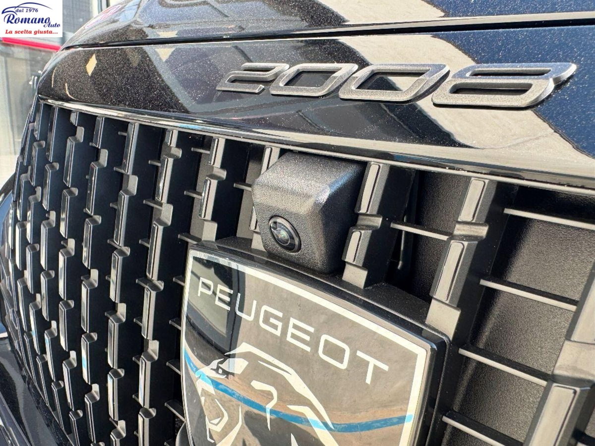 Peugeot 2008 PureTech 100 S&S Allure (8)