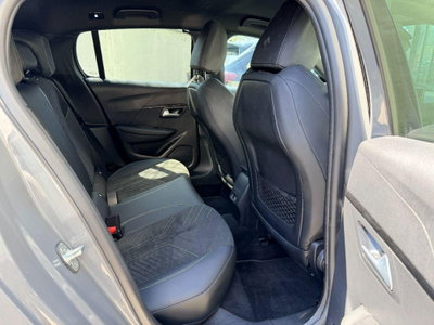 Peugeot 208 1.2 hybrid GT 145cv e-dcs 6 (9)