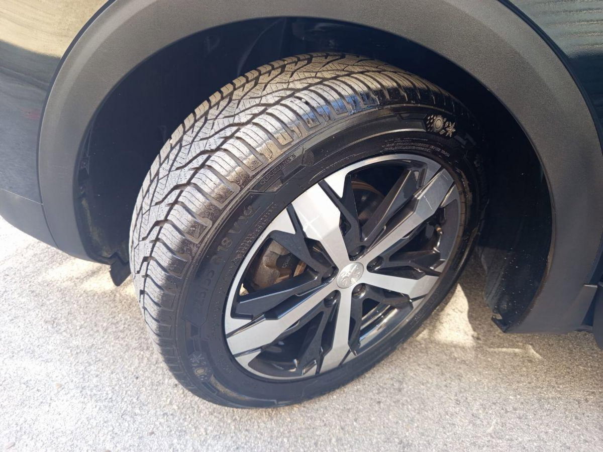 Peugeot 3008 BlueHDi 130 S&S Allure (11)