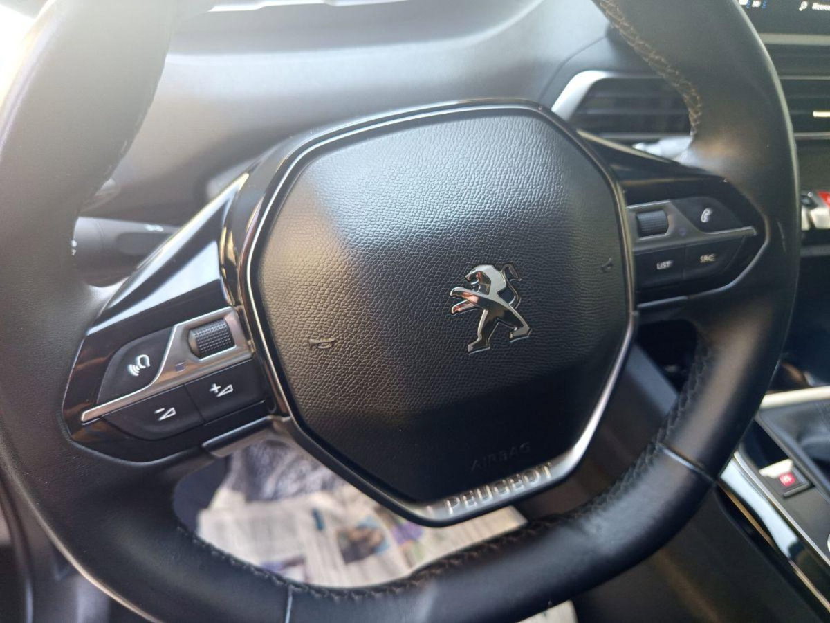Peugeot 3008 BlueHDi 130 S&S Allure (16)