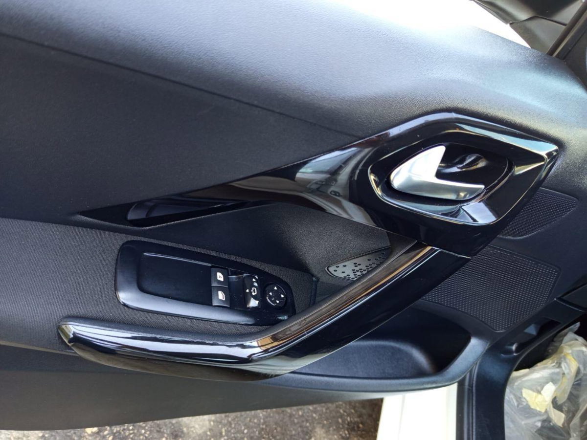 Peugeot 208 75 5 porte Active (13)