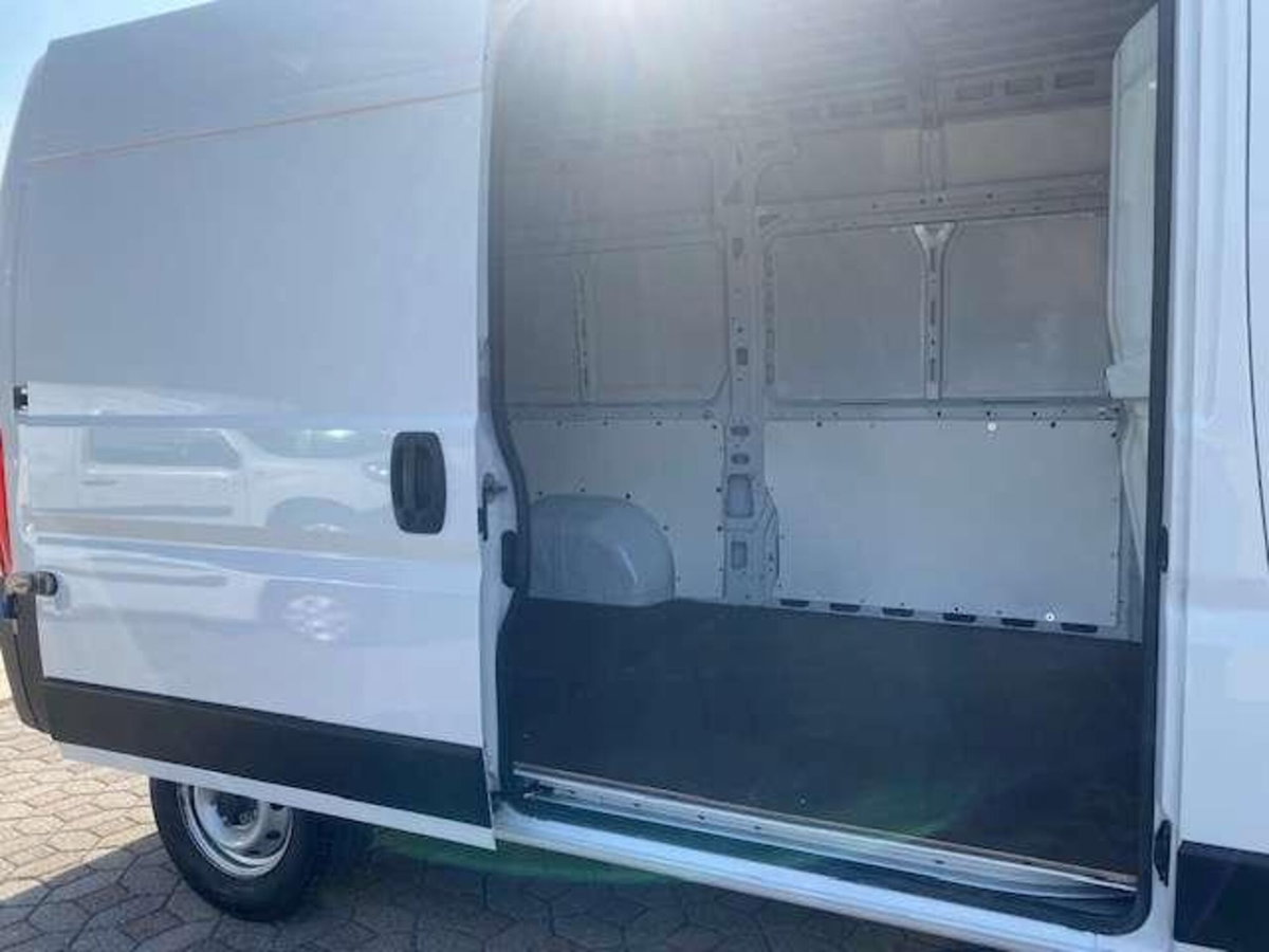 Fiat Ducato Furgone L2H2 2.2 diesel 140cv (10)