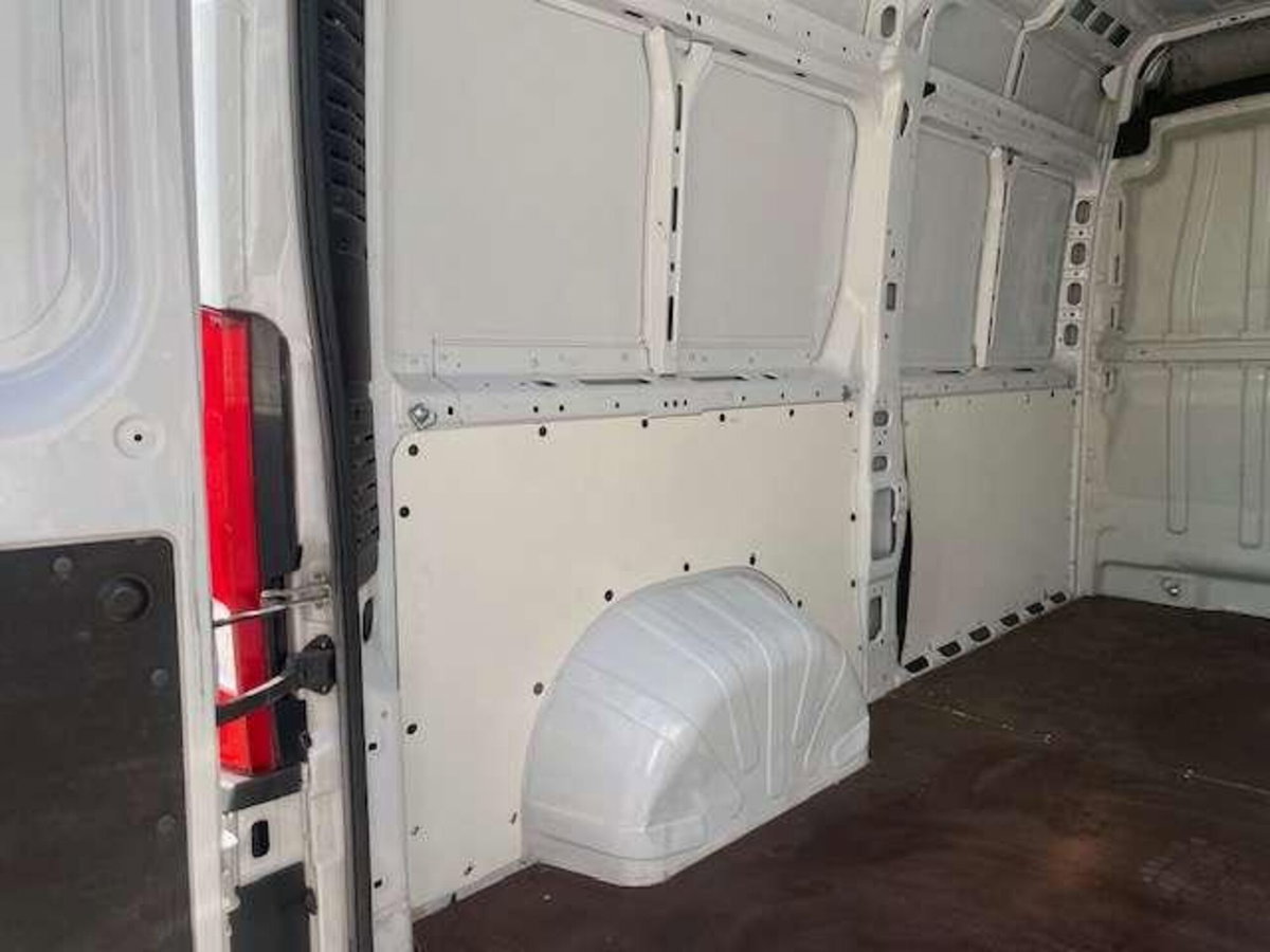 Fiat Ducato Furgone L2H2 2.2 diesel 140cv (14)