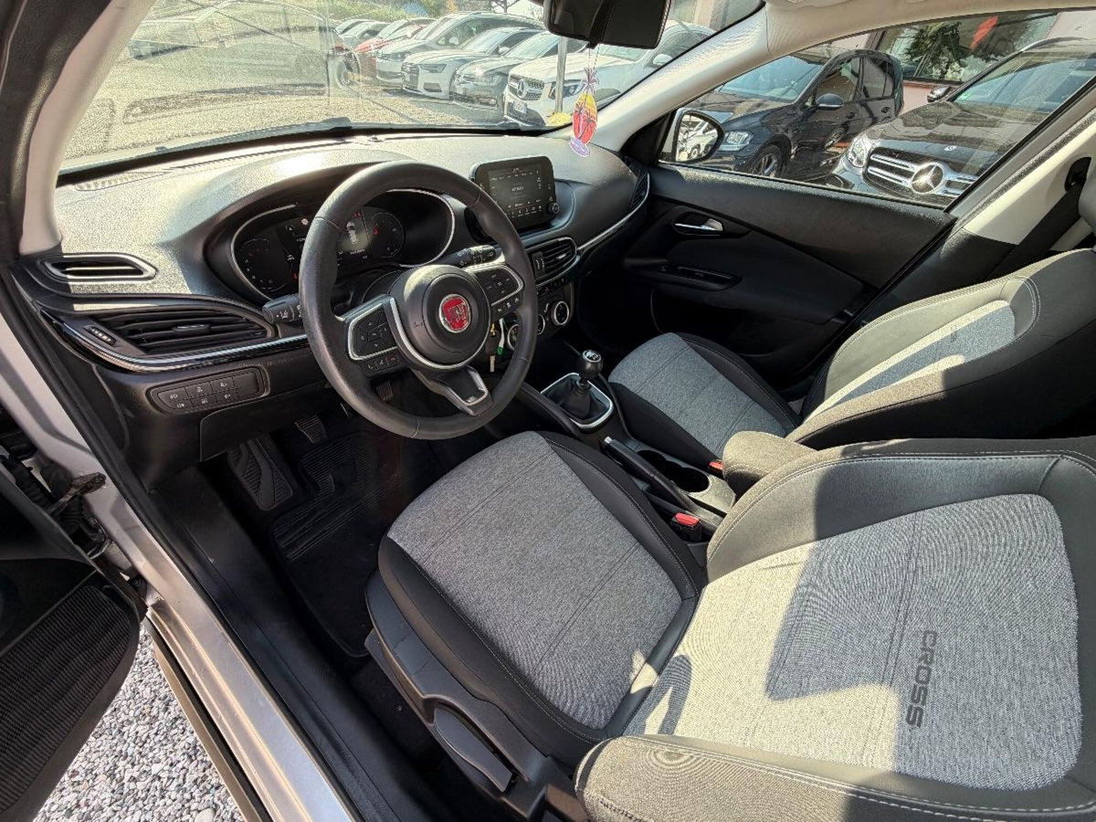 Fiat Tipo Tipo 1.6 Mjt S&S 5 porte City Cross (9)