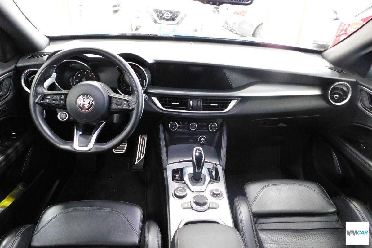Alfa Romeo Stelvio Stelvio 2.2 Turbodiesel 210 CV AT8 Q4 Veloce (10)