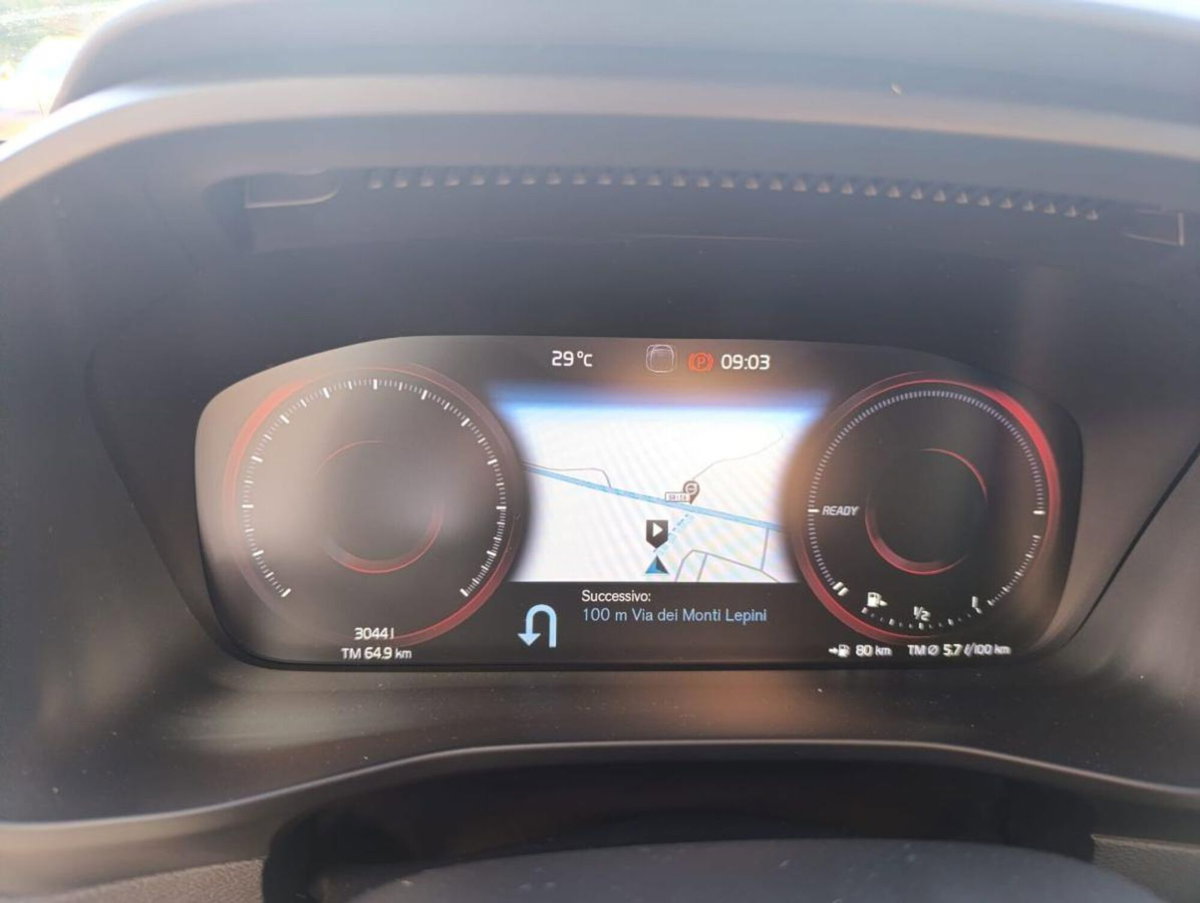 Volvo XC40 T4 Recharge Plug-in Hybrid automatico Core (17)