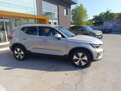 Volvo XC40 T4 Recharge Plug-in Hybrid automatico Core (2)