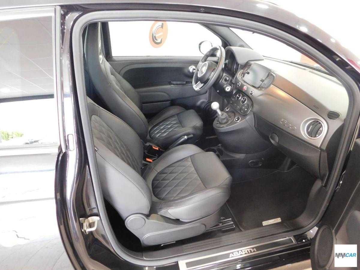Abarth 595 Cabrio 595 C 1.4 Turbo T-Jet 165 CV Turismo (11)