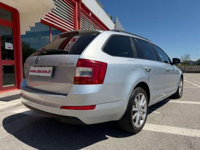 Skoda Octavia 2.0 TDI CR Elegance (11)