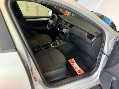 Skoda Octavia 2.0 TDI CR Elegance (8)