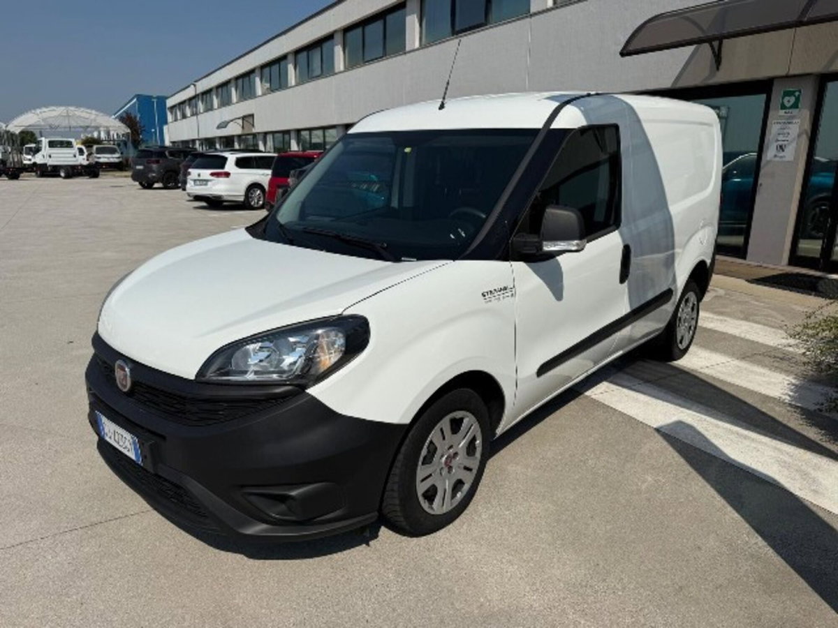 Fiat Doblò Furgone cargo 1.6 mjt 105cv CH1 Lounge S&S (2)