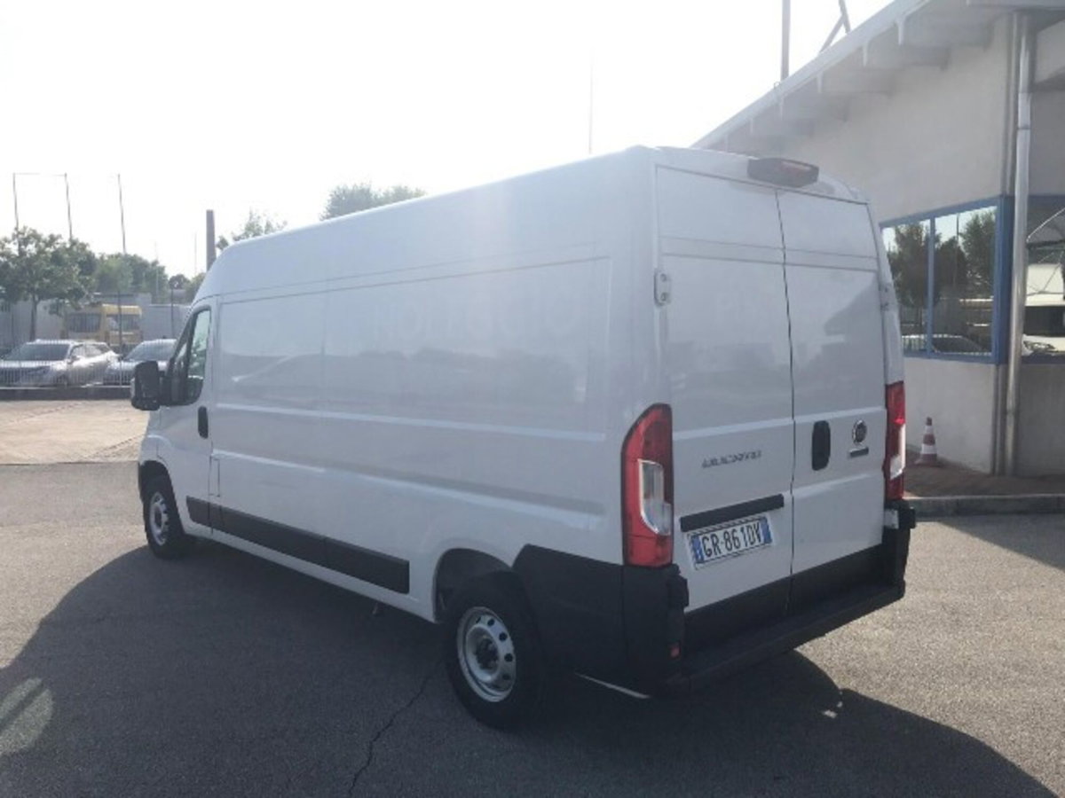 Fiat Ducato 35 LH2 2.2 mjt3 140cv combi shuttle serie 8 (2)