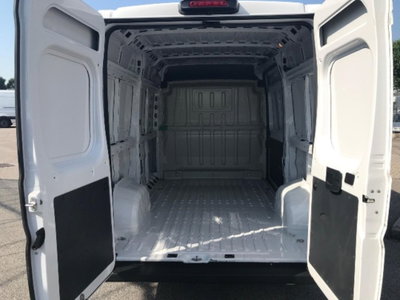 Fiat Ducato Furgone Vetrato 33 MH2 2.2 mjt3 120cv  serie 8 (14)